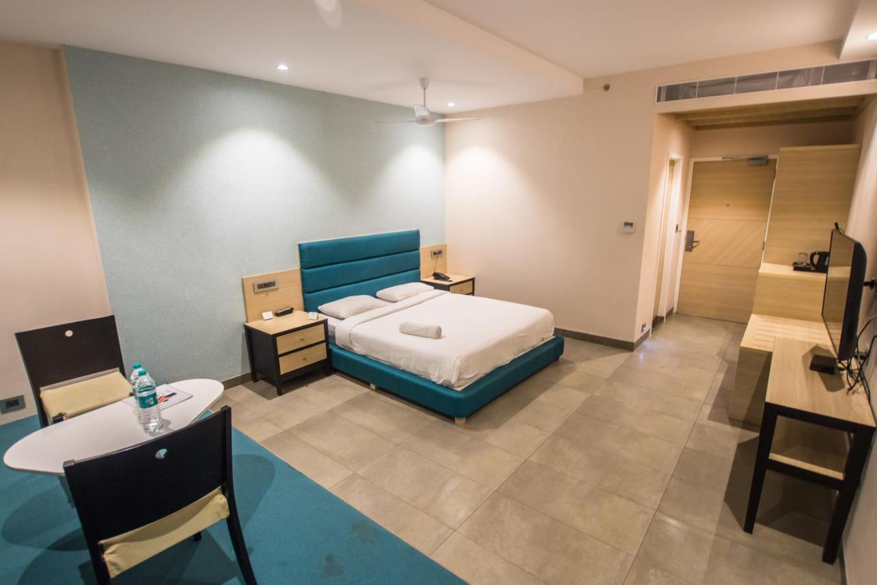Siesta Star T. Nagar Ξενοδοχείο Τσενάι Εξωτερικό φωτογραφία